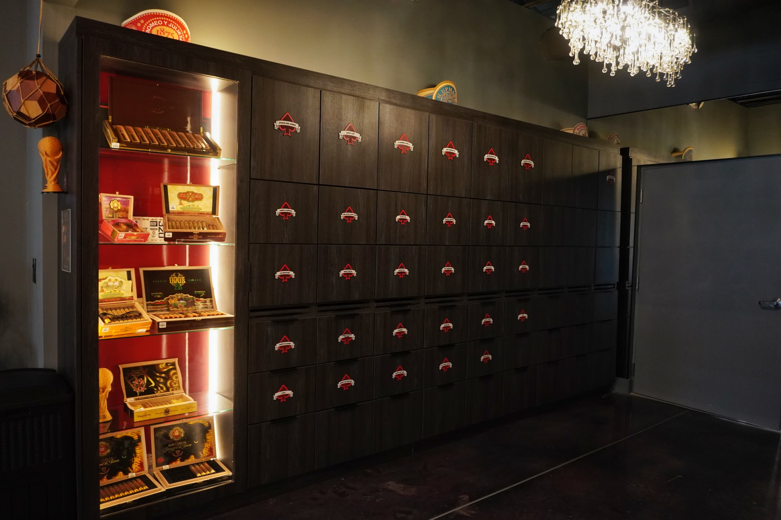 Inside Sabor Havana